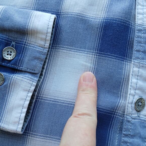 Calvin Klein Blue Checks Classic Fit Button up Shirt S repaired cotton roll tab - Picture 14 of 16